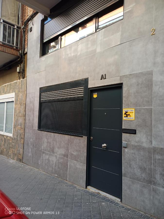 Precioso Apartamento De 2 Habitaciones. مدريد المظهر الخارجي الصورة